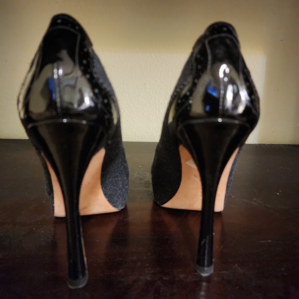 Ivanka Trump Grey Flannel Pumps - size 8 - Picture 4 of 8
